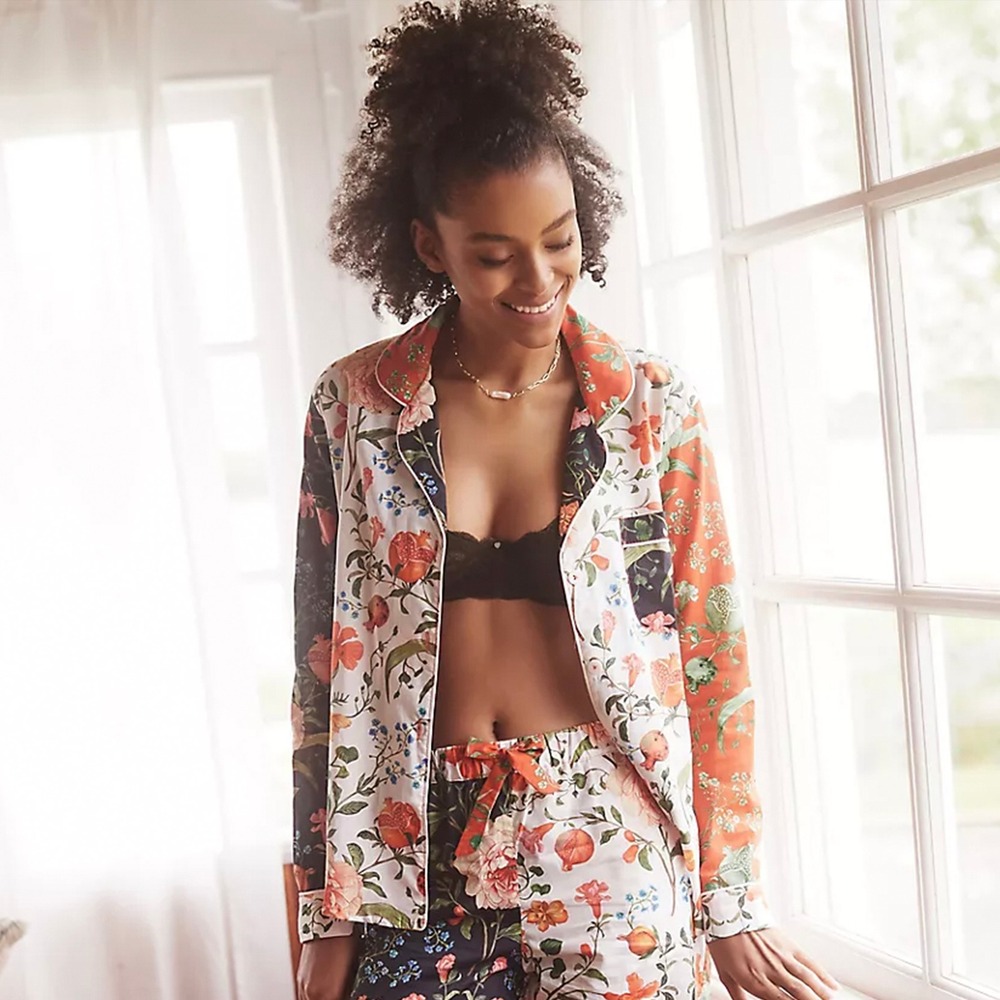 DESMOND & DEMPSEY Mixed Floral Pajama Top Size XS